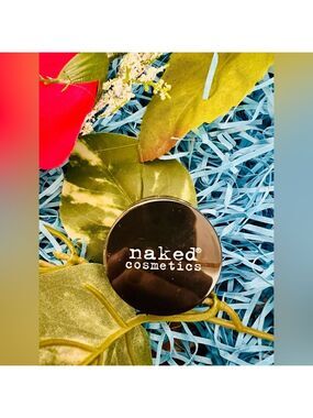 New/Sealed Naked Cosmetics Vanilla Crème Lip Scrub